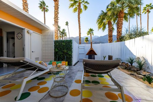 Apartment / Etagenwohnung in Palm Springs, Riverside County