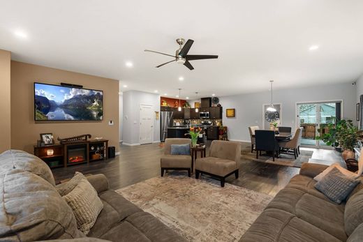 Detached House in Ponderay, Bonner County