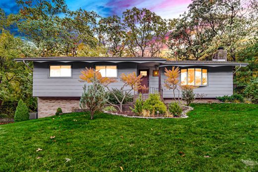 Detached House in Ogden Dunes, Porter County