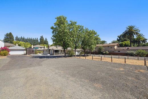 Casa Unifamiliare a Sonoma, Sonoma County