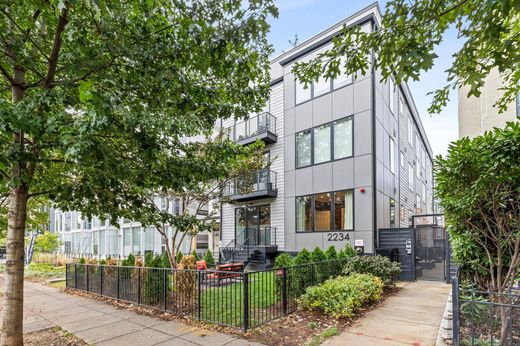 Apartment in Washington, Washington County