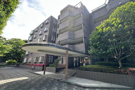 Apartment in Minato, Tokyo Prefecture