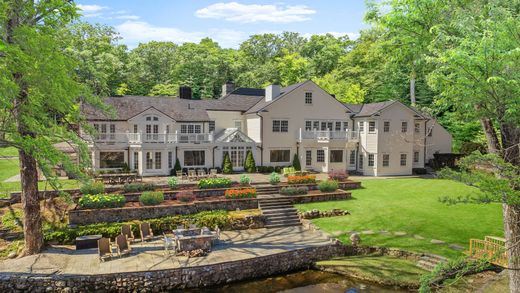 Detached House in New Canaan, Fairfield County