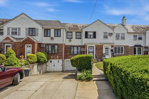 Maison individuelle à Flushing, Comté de Queens