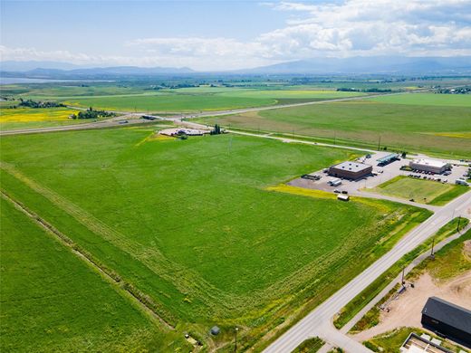 Grond in Helena, Lewis and Clark County