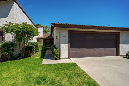 Luxury home in Santa Maria, Santa Barbara County