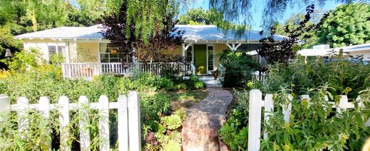 Элитный дом, Woodland Hills, Los Angeles County
