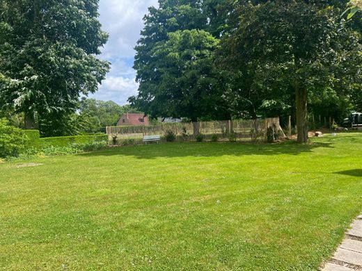 Land in Mouvaux, North