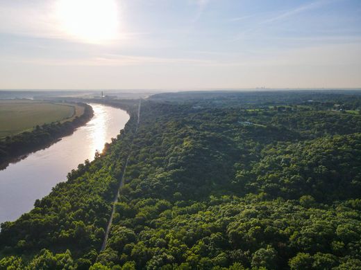 Land in Kansas City, Jackson County