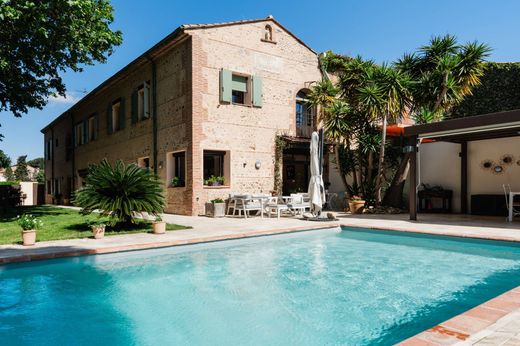 Luxury home in Cabestany, Pyrénées-Orientales