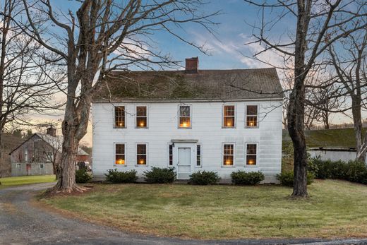 Country House in Barkhamsted, Litchfield County