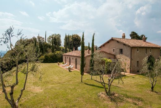 Montalcino, Provincia di Sienaの一戸建て住宅