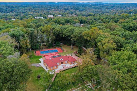 Detached House in Saddle River, Bergen County