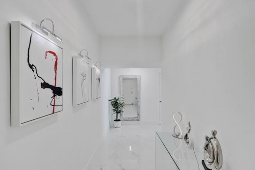 ﺷﻘﺔ ﻓﻲ ميامي، فلوريدا, Miami-Dade County