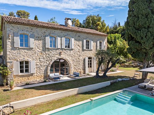 Detached House in Mougins, Alpes-Maritimes