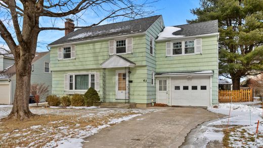 Detached House in Pittsfield, Berkshire County