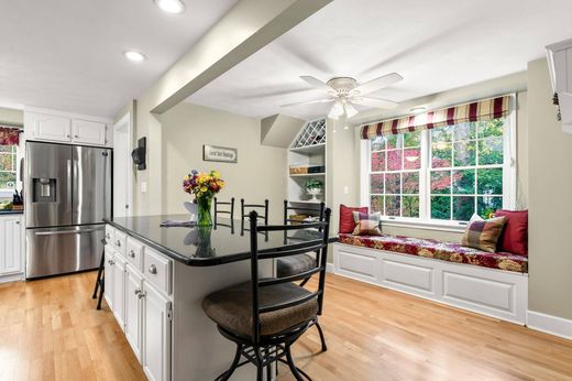 Detached House in Arlington, Middlesex County