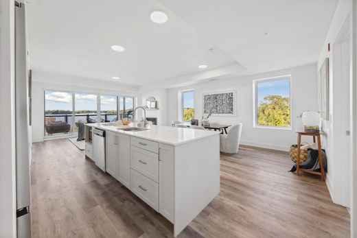 Apartamento - Kawartha Lakes, Ontario