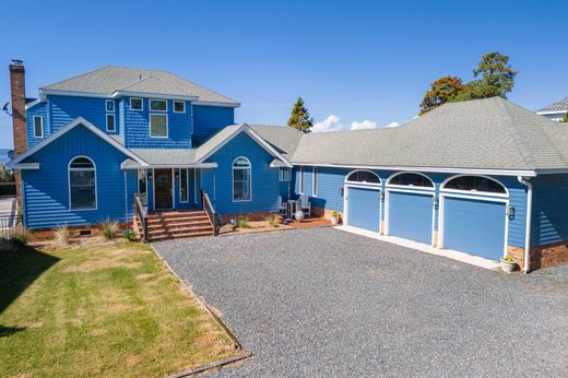 Detached House in Kitty Hawk, Dare County