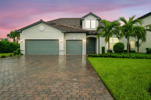 Casa en Estero, Lee County