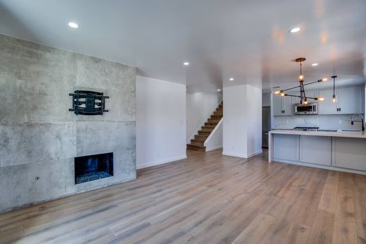 Townhouse - Los Angeles, Los Angeles County