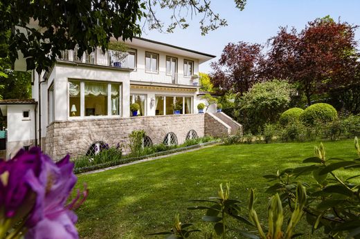 Detached House in Frankfurt am Main, Regierungsbezirk Darmstadt