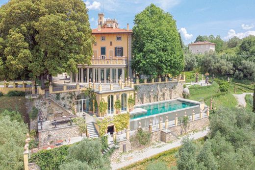 Villa in Crespina Lorenzana, Province of Pisa