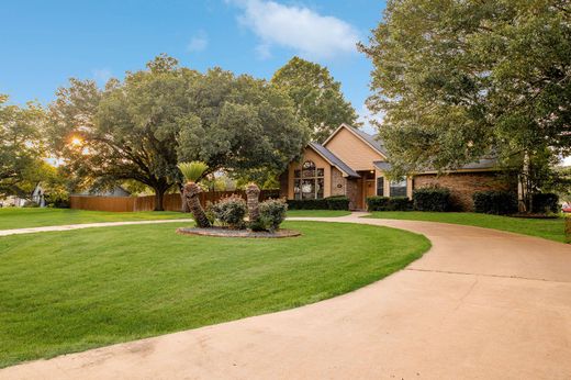 Luxury home in Brenham, Washington County