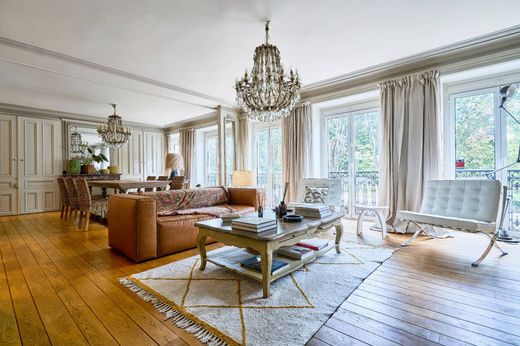 Apartment in Lille, North