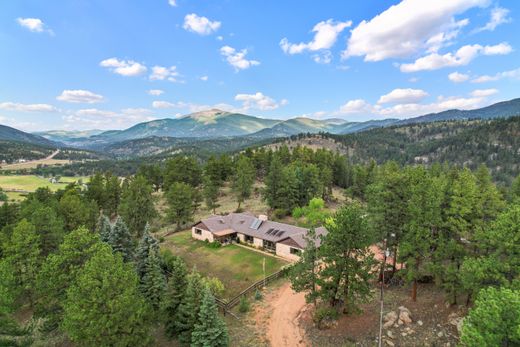 Luxury home in Bailey, Park County