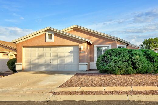 Einfamilienhaus in New Tucson, Pima County