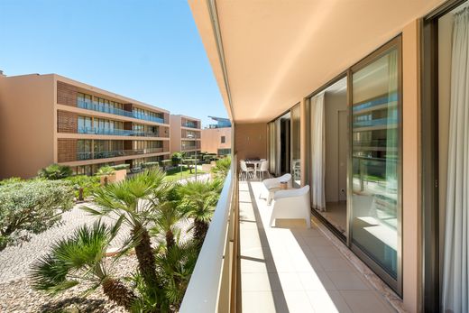 Apartment in Albufeira e Olhos de Água, Albufeira Municipality