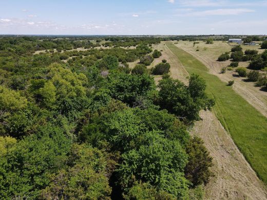 Grond in Cleburne, Johnson County