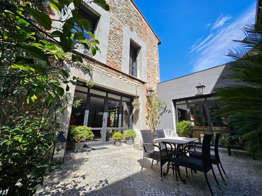 Maison de luxe à Céret, Pyrénées-Orientales