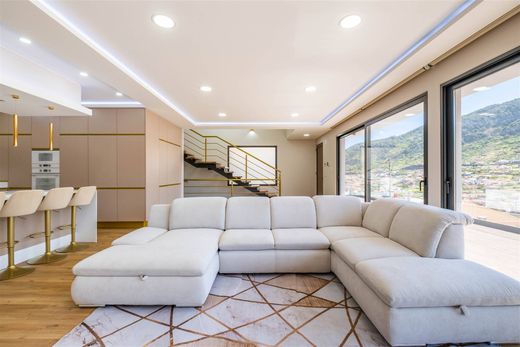 Machico, Madeiraの一戸建て住宅