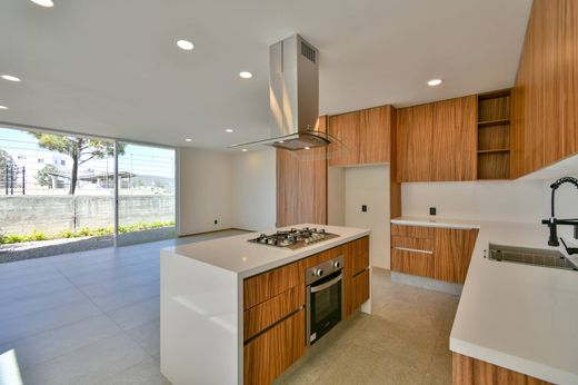 Vrijstaand huis in Zapopan, Jalisco