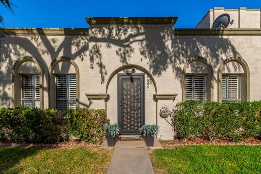 Townhouse in Scottsdale, Maricopa County