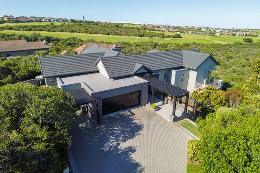 Vrijstaand huis in Mossel Bay, Eden District Municipality