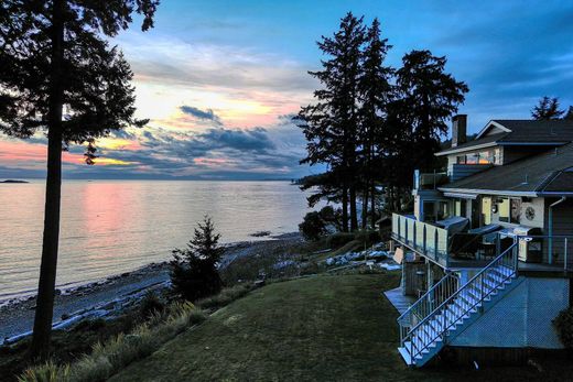 Vrijstaand huis in Sechelt, Sunshine Coast Regional District