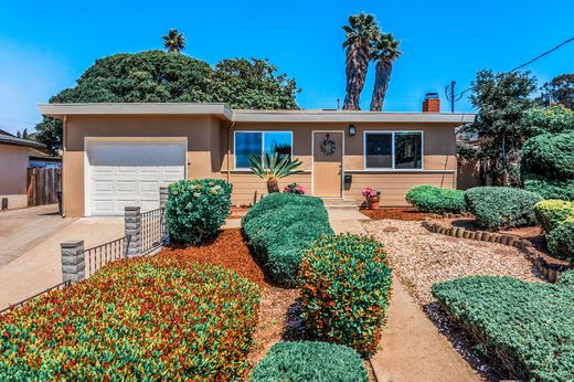 Detached House in Seaside, Monterey County