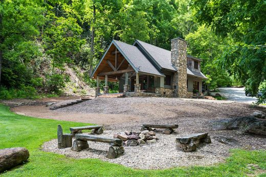 Old Fort, McDowell Countyの一戸建て住宅