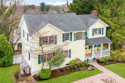 Detached House in Mamaroneck, Westchester County