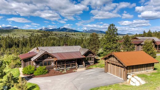 Einfamilienhaus in Deer Lodge, Powell County