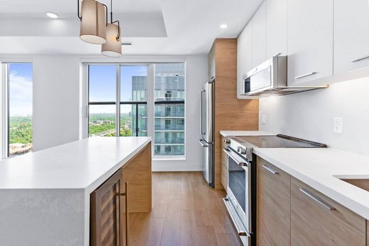 Apartment / Etagenwohnung in Toronto, Ontario