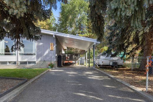 Einfamilienhaus in Kelowna, Regional District of Central Okanagan