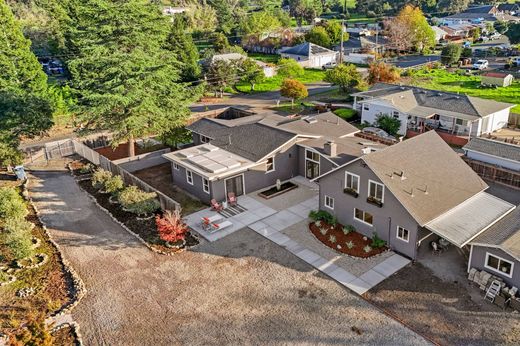 Vrijstaand huis in Napa, Napa County