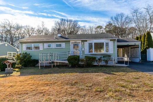 بيت مستقل ﻓﻲ Old Bridge, Middlesex County