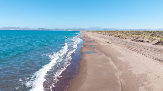 Land in La Paz, Baja California Sur