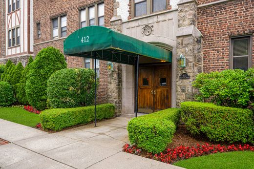 Luxury home in Mamaroneck, Westchester County
