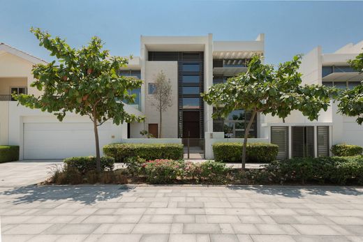 Villa in Dubai